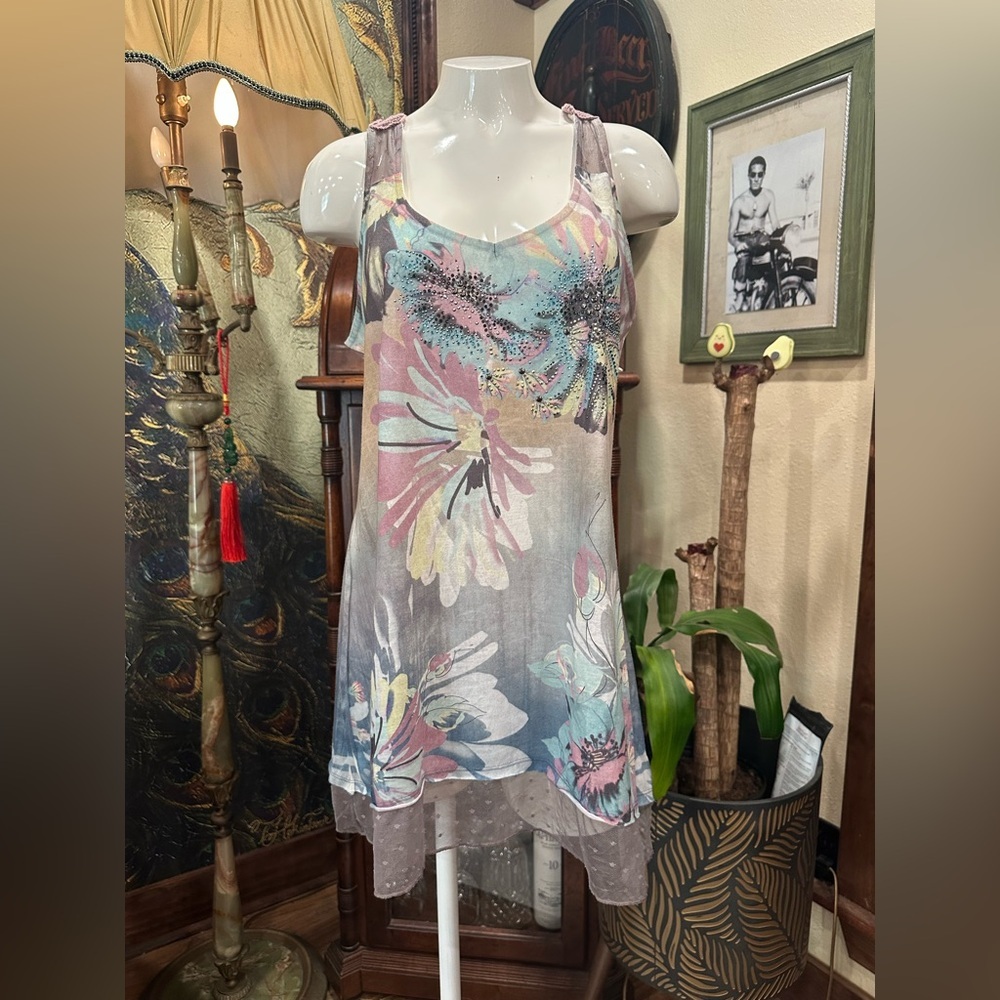 EUC Floral Sleeveless Top/ mini dress with Pastel Colors&intricate crochet back